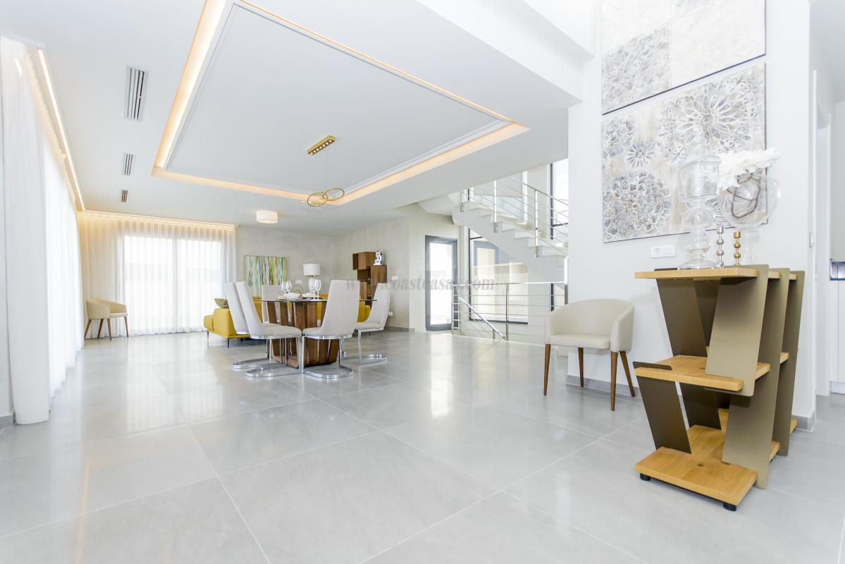 Venta de villa en San Miguel de Salinas