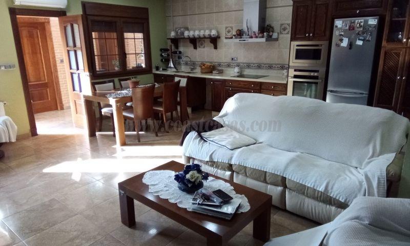 For sale of villa in Pilar De La Horadada