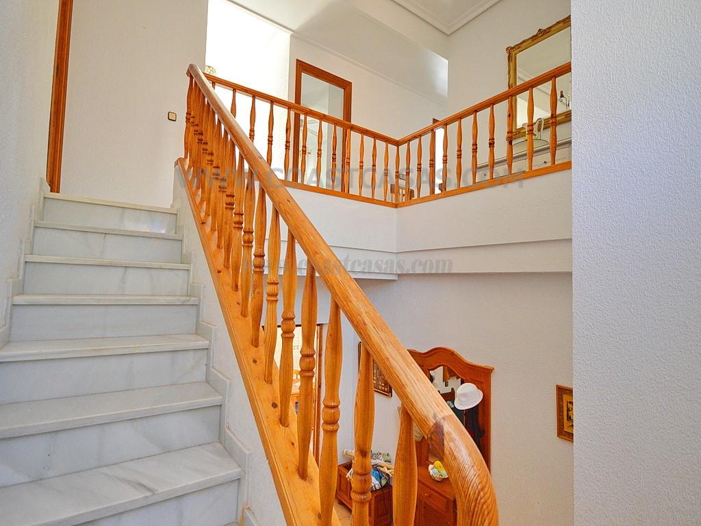 For sale of villa in Orihuela Costa