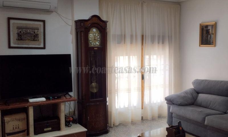 For sale of villa in Hondón De Las Nieves