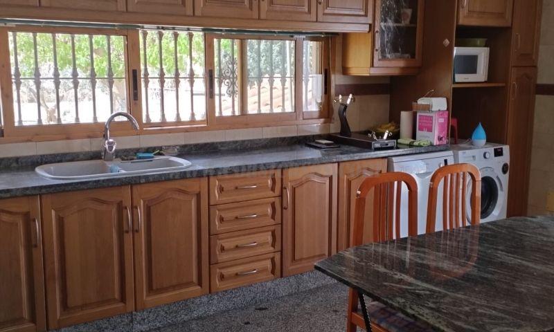 For sale of villa in Hondón De Las Nieves
