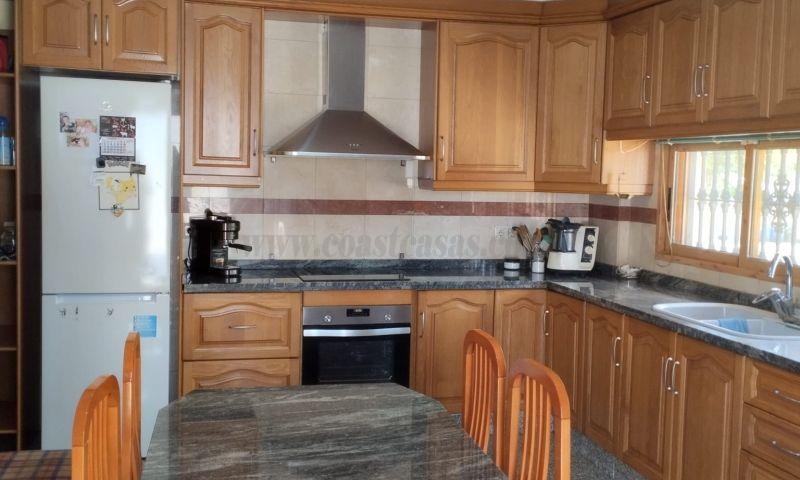 For sale of villa in Hondón De Las Nieves