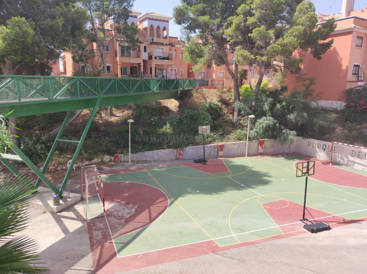 For sale of bungalow in Orihuela Costa