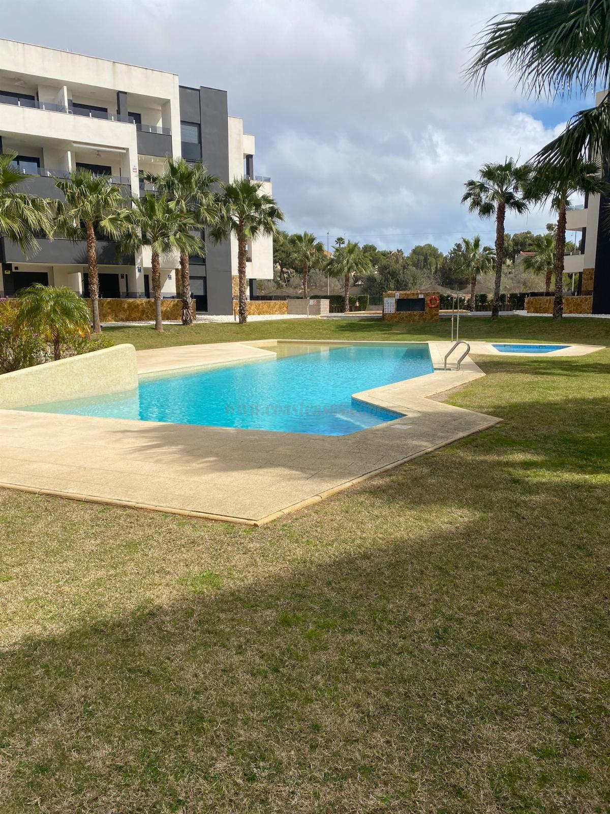 For sale of apartment in Orihuela Costa