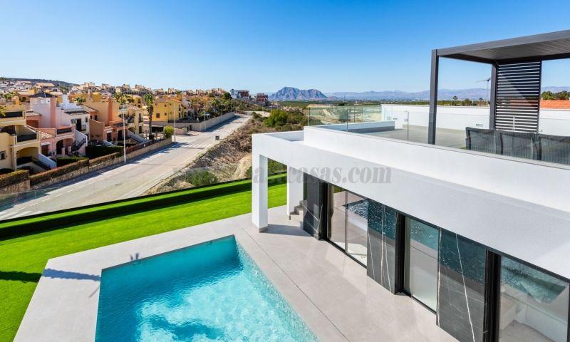 For sale of villa in Algorfa