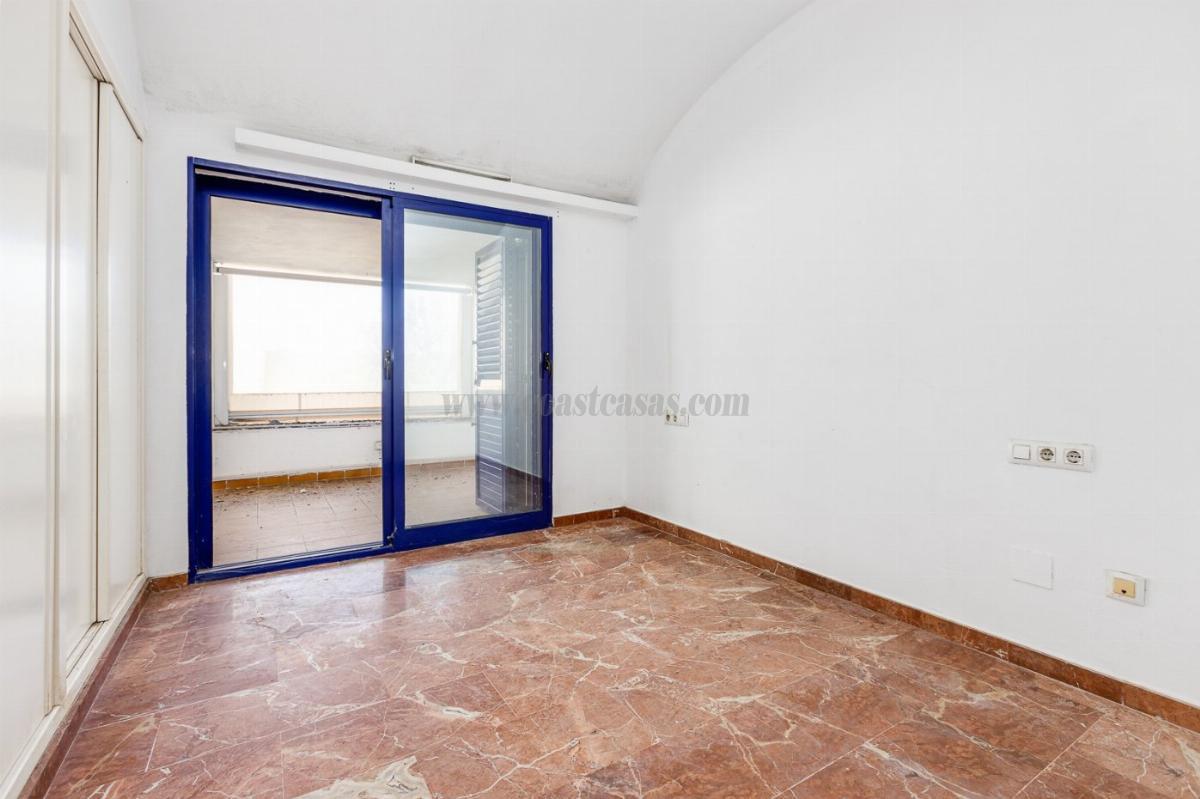 For sale of apartment in Orihuela Costa