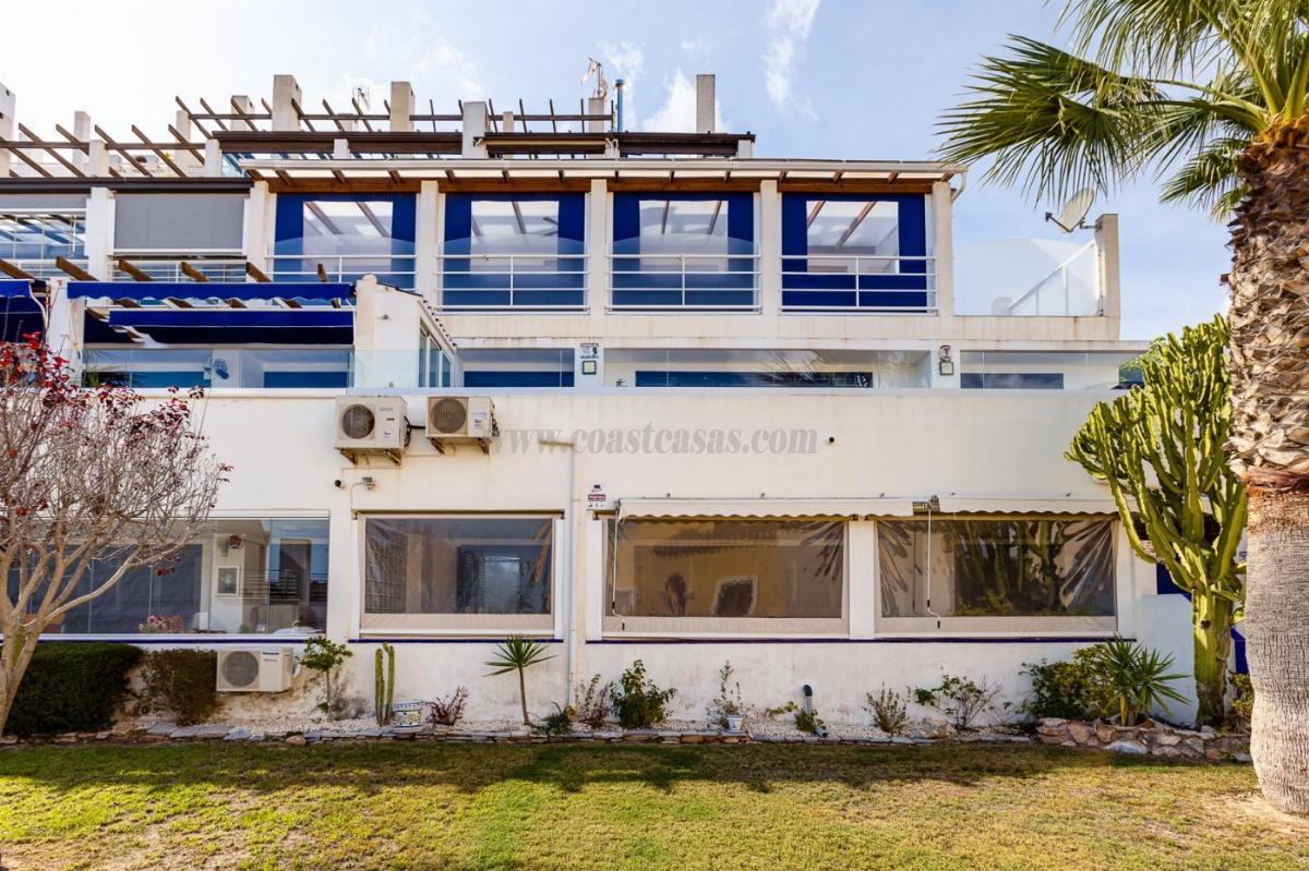 For sale of apartment in Orihuela Costa