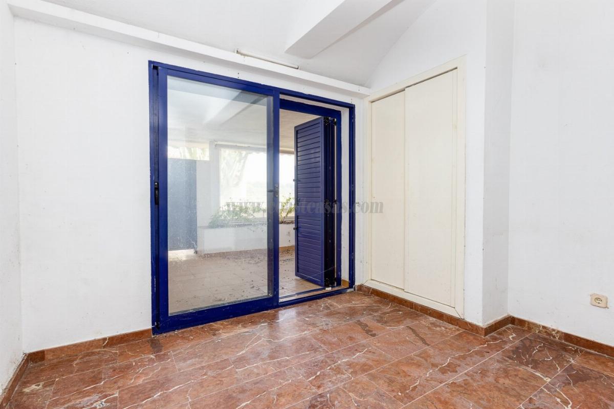 For sale of apartment in Orihuela Costa