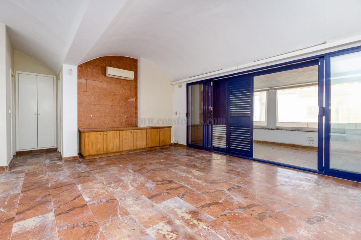 For sale of apartment in Orihuela Costa