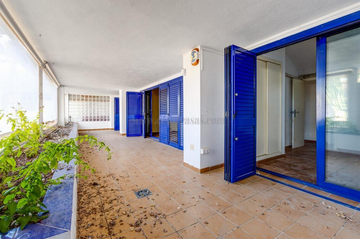 For sale of apartment in Orihuela Costa