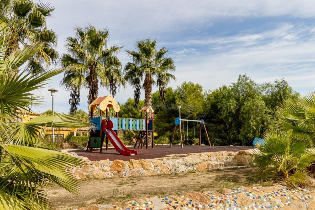 For sale of apartment in Orihuela Costa