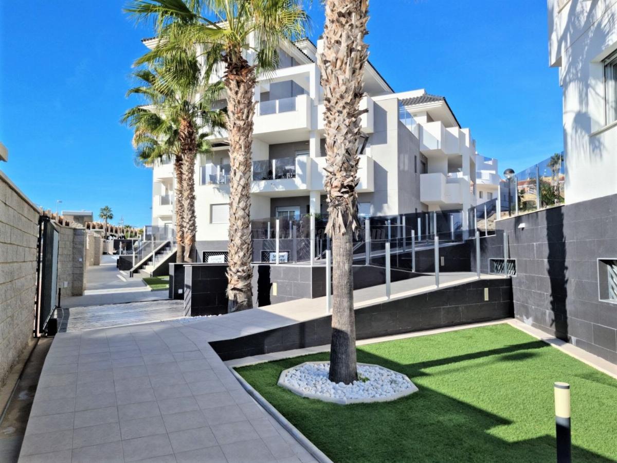 Köp av lägenhet i Orihuela Costa