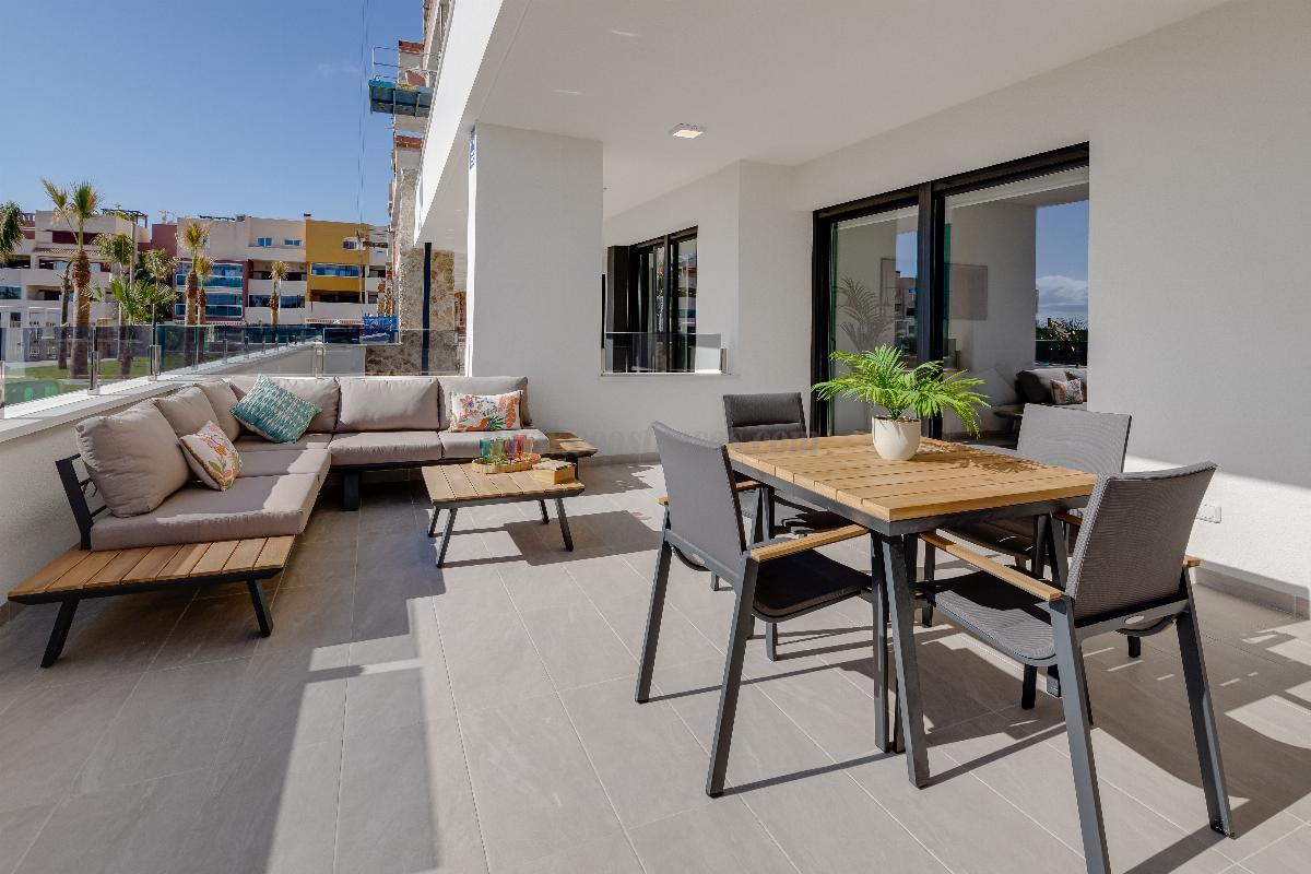 For sale of apartment in Orihuela Costa