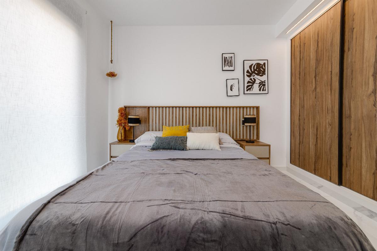 For sale of apartment in Guardamar del Segura