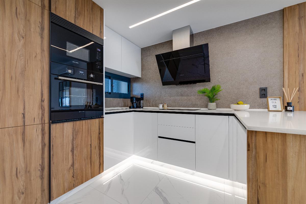 For sale of apartment in Guardamar del Segura