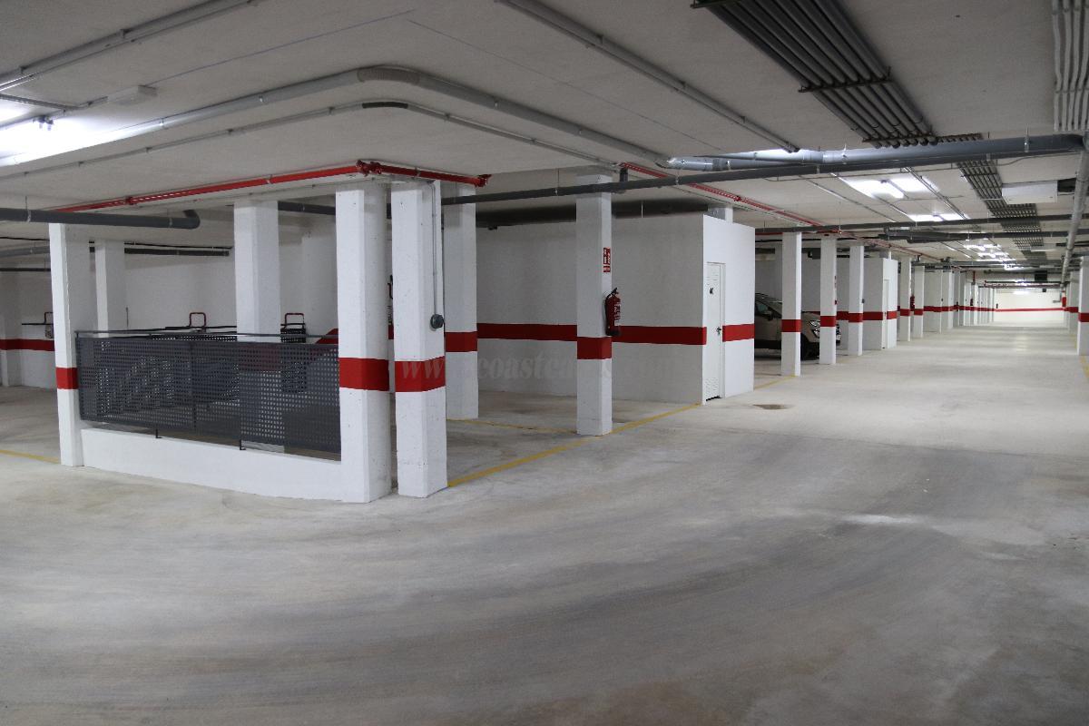 For sale of apartment in Guardamar del Segura