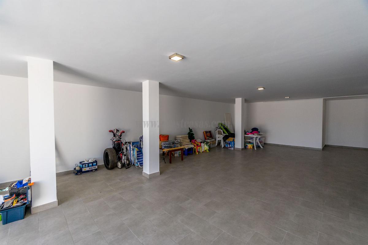 For sale of chalet in San Miguel de Salinas