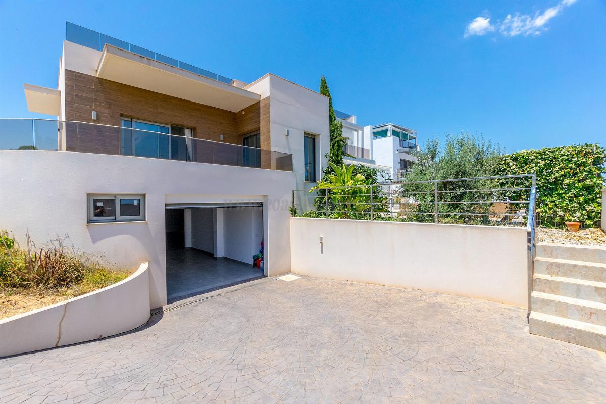For sale of chalet in San Miguel de Salinas