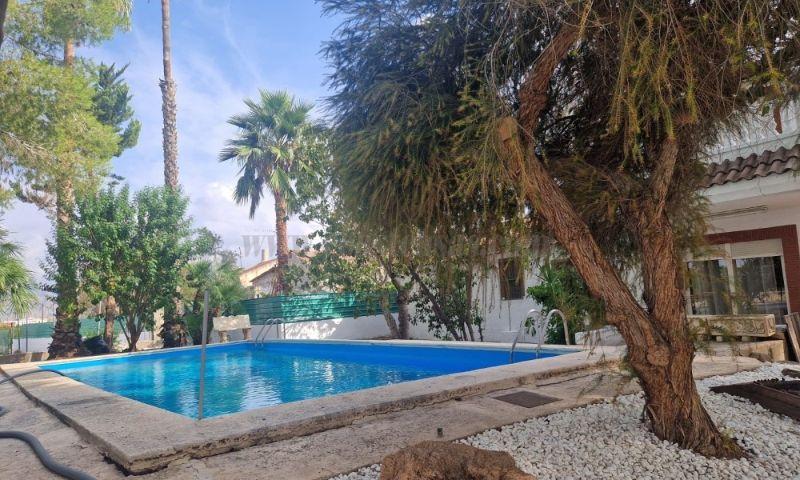 Venta de finca rústica en Orihuela