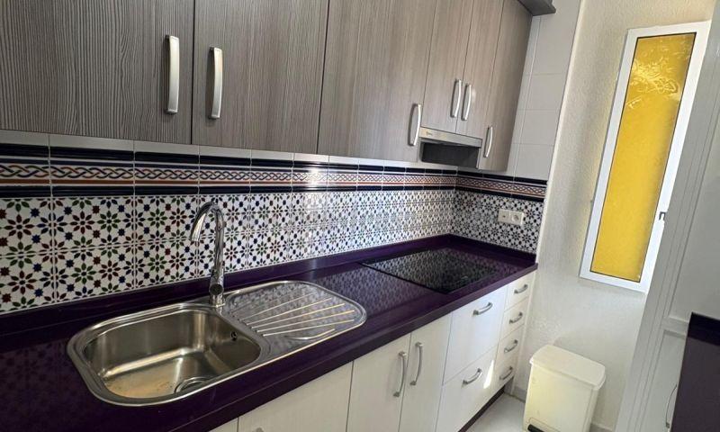 For sale of apartment in Los Alcázares