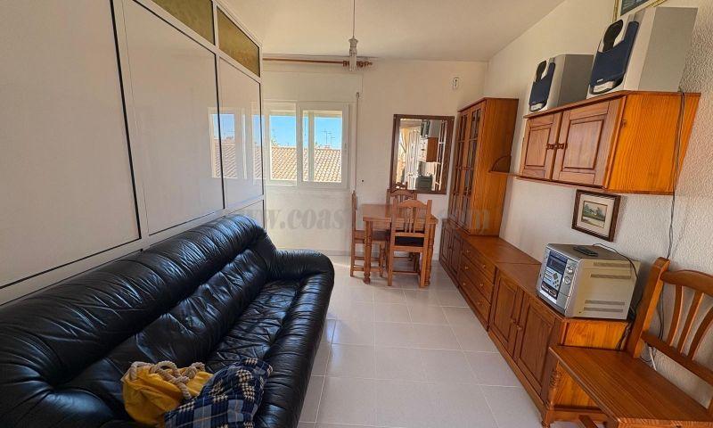 For sale of apartment in Los Alcázares
