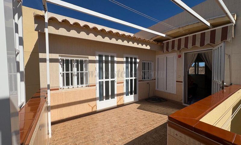 For sale of apartment in Los Alcázares