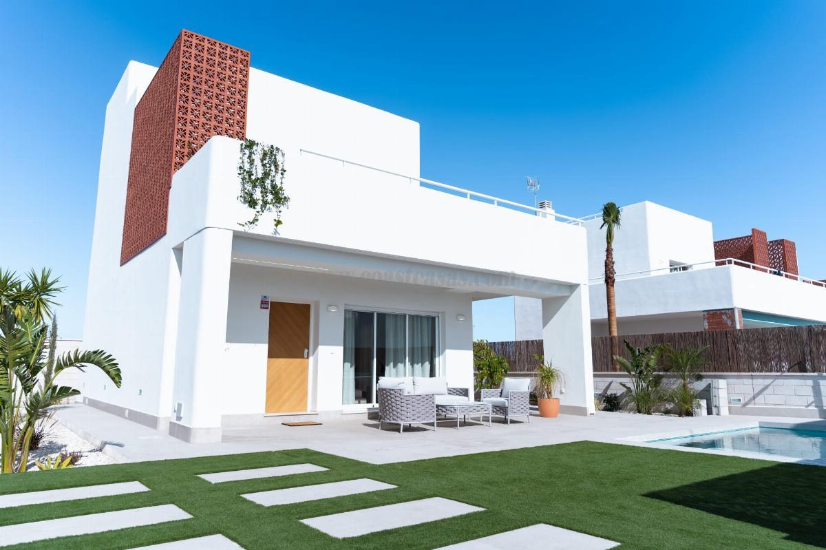 For sale of chalet in Pilar de la Horadada
