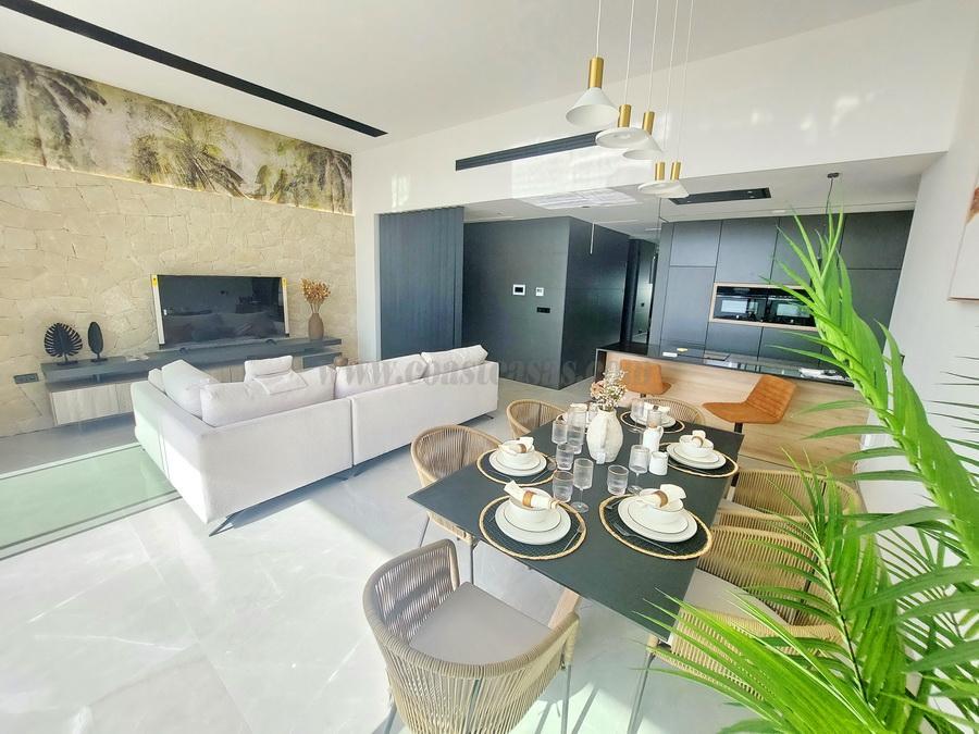 For sale of chalet in Torrevieja
