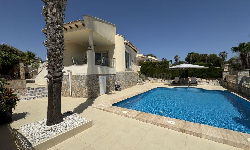 For sale of villa in Orihuela Costa