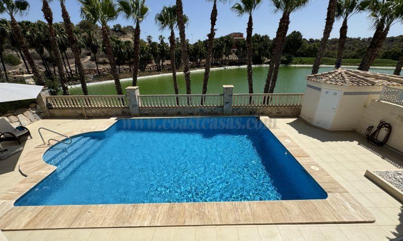 For sale of villa in Orihuela Costa