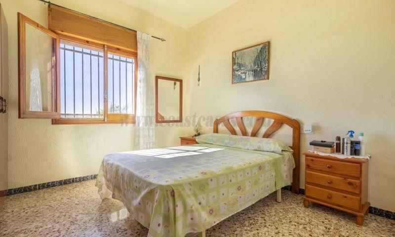 For sale of rural property in Hondón De Las Nieves