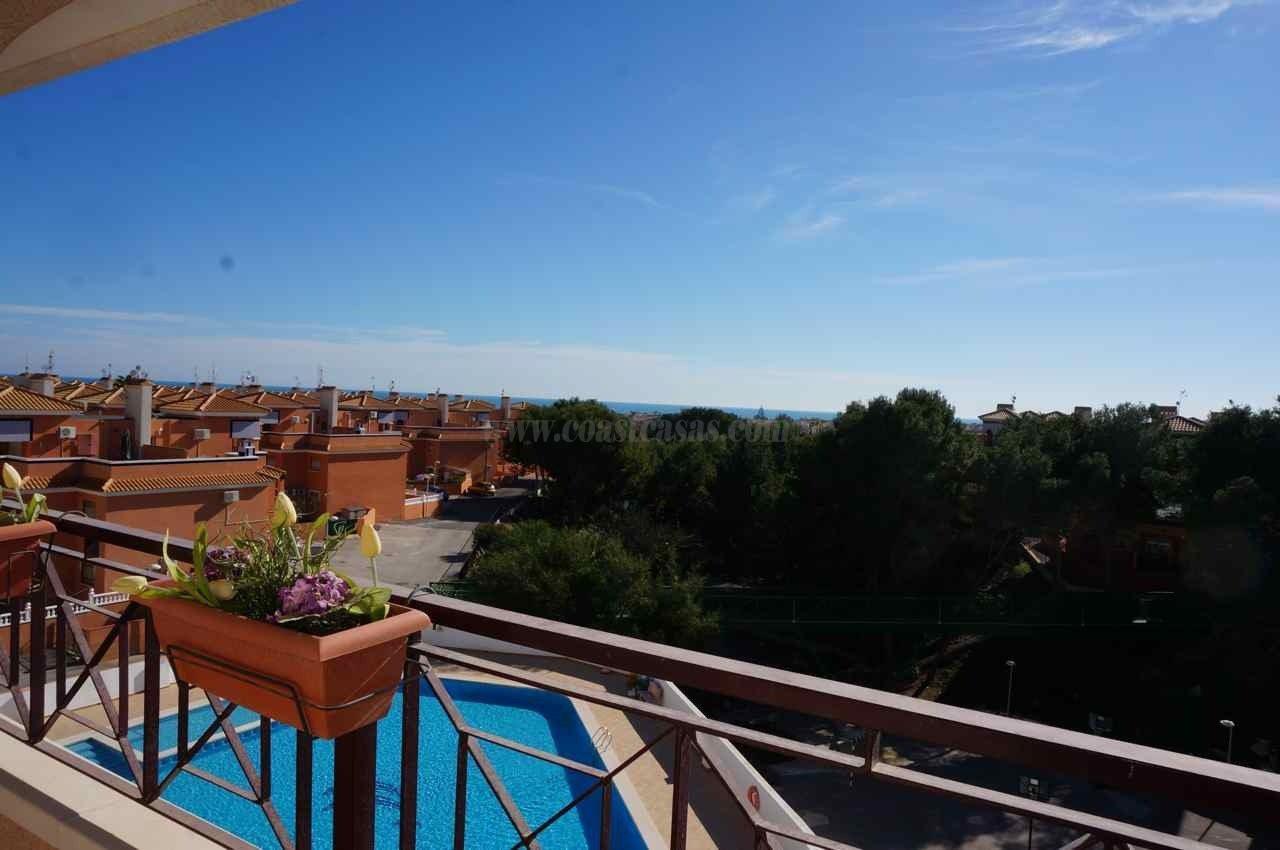 For sale of house in Orihuela Costa
