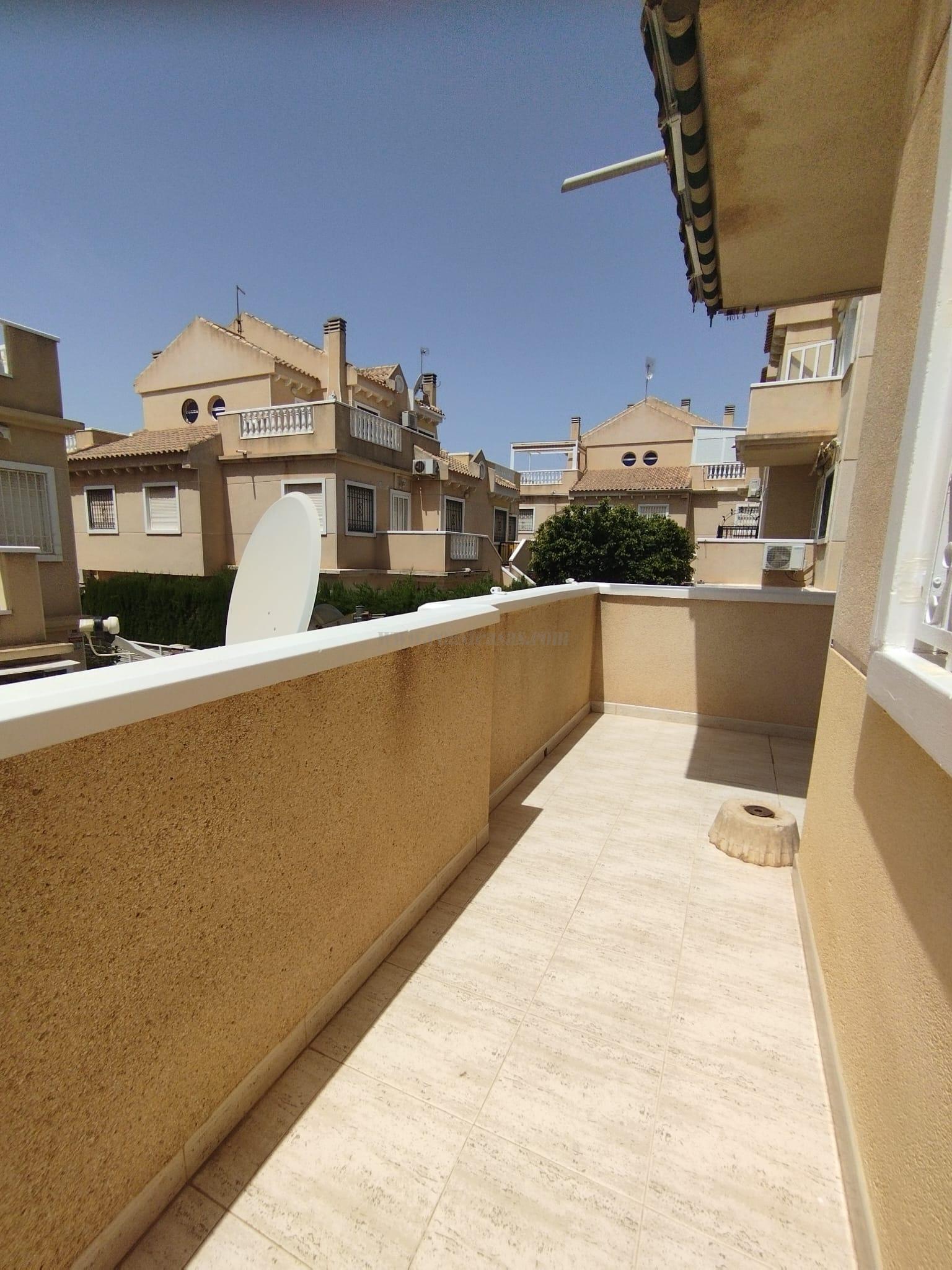 Zu verkaufen von bungalow in
 Torrevieja