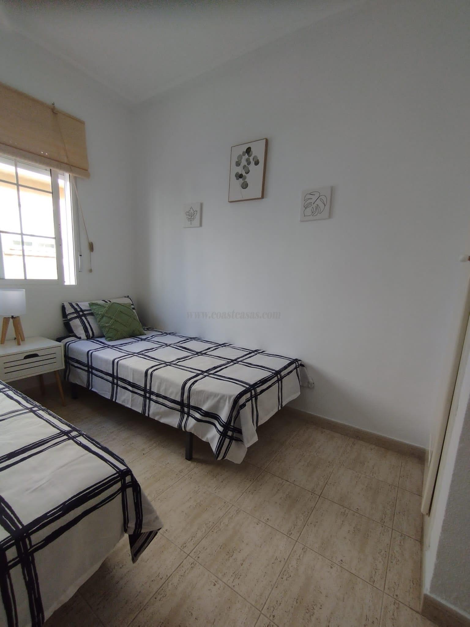 Zu verkaufen von bungalow in
 Torrevieja