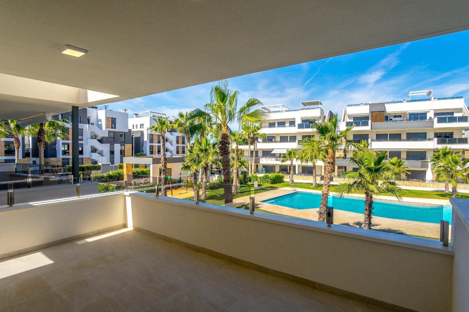 For sale of apartment in Orihuela Costa