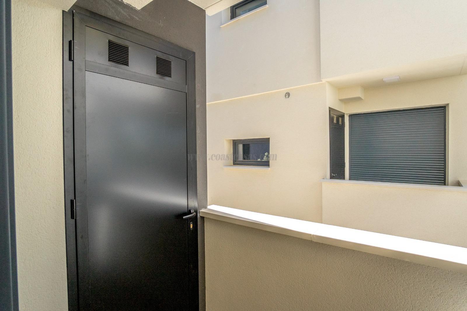 For sale of apartment in Orihuela Costa