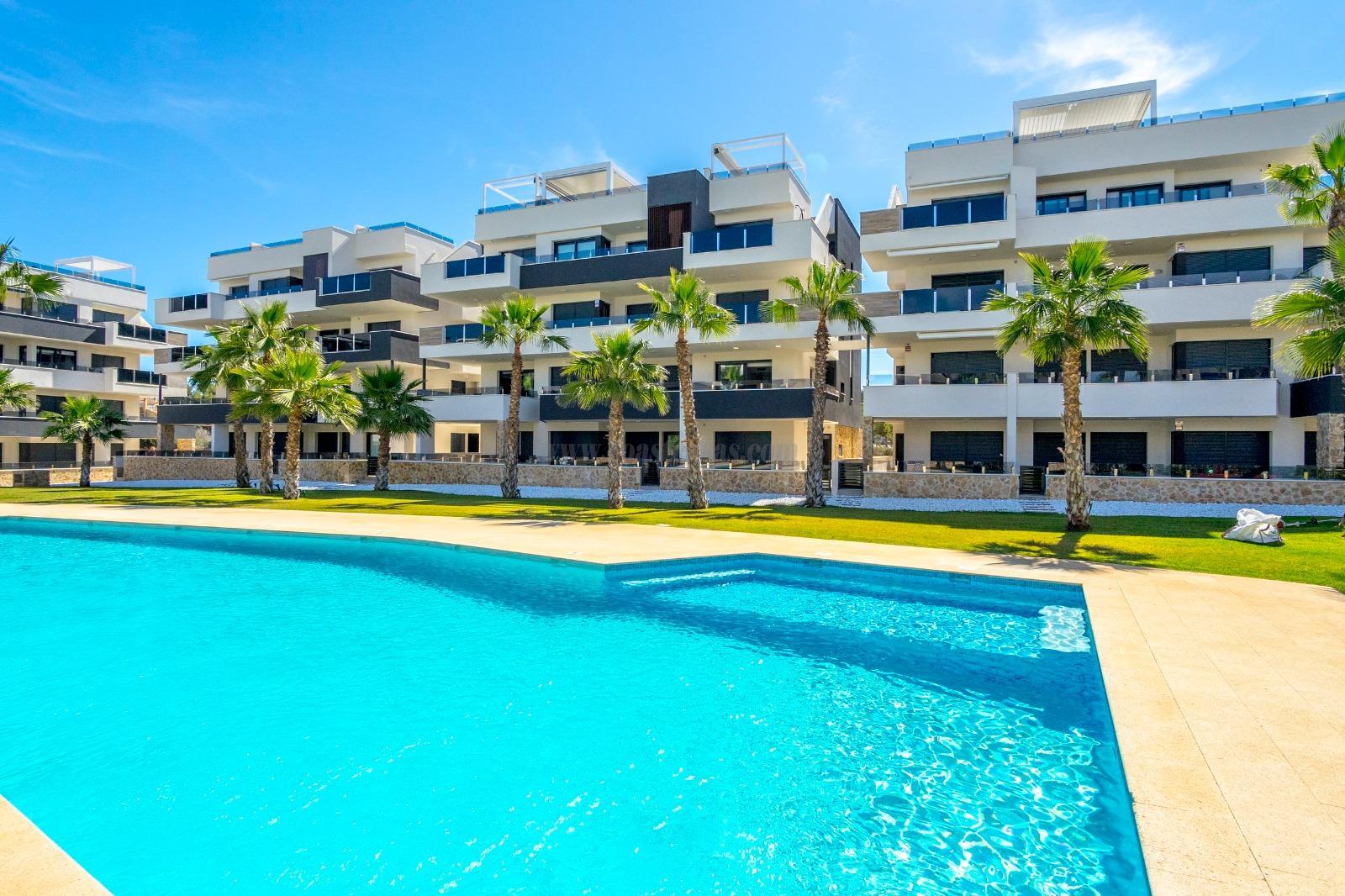 For sale of apartment in Orihuela Costa
