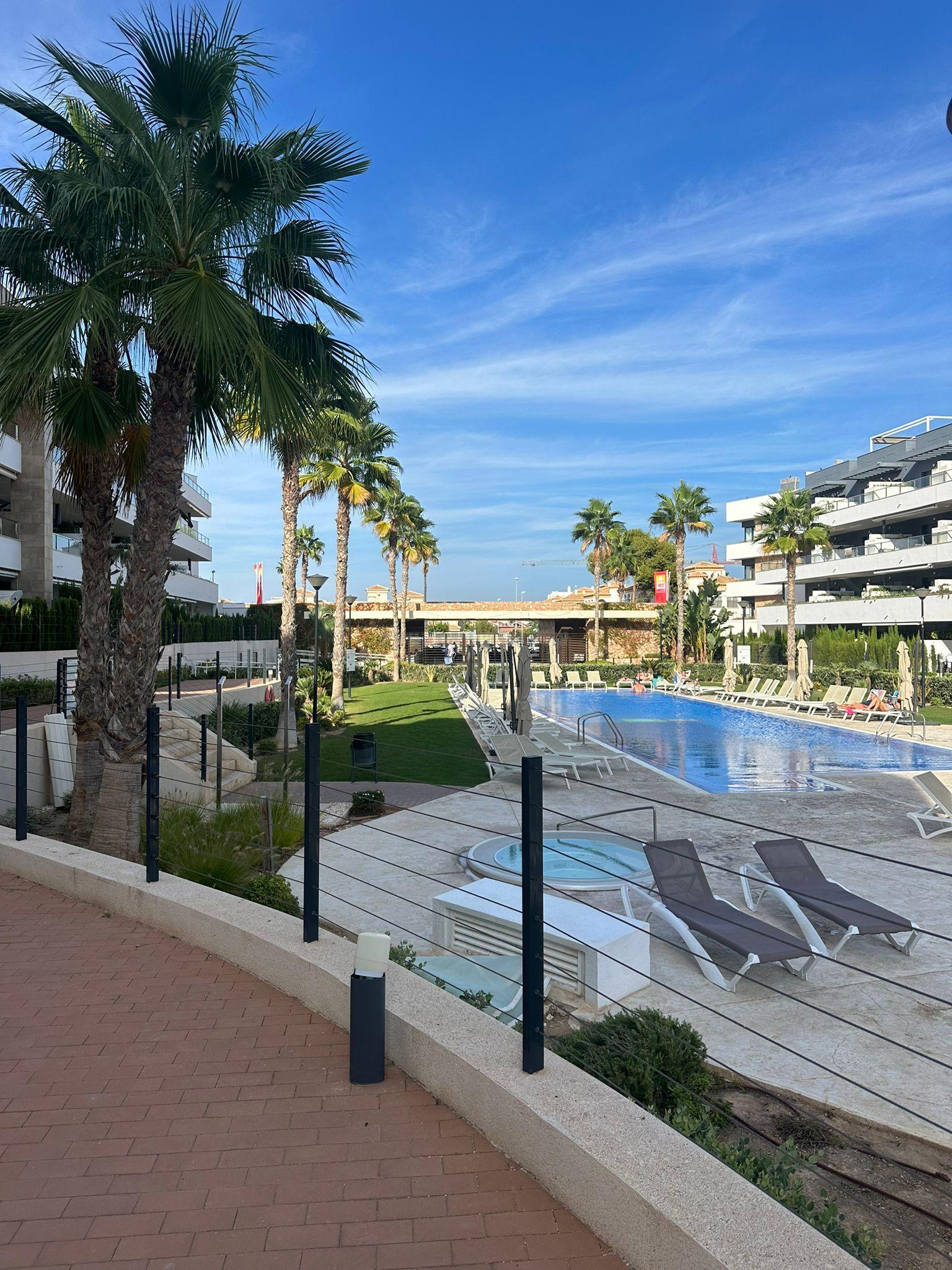 Verkoop van appartement in Orihuela Costa