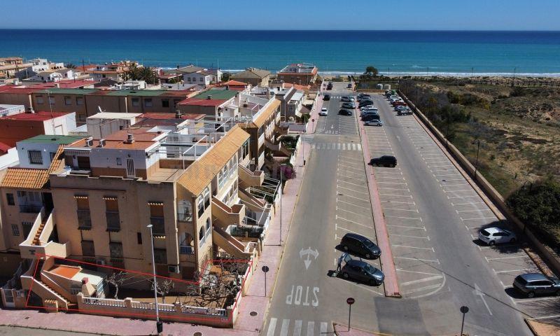 For sale of chalet in Torrevieja