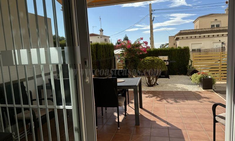For sale of apartment in Orihuela Costa