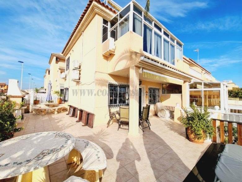 For sale of duplex in Torrevieja