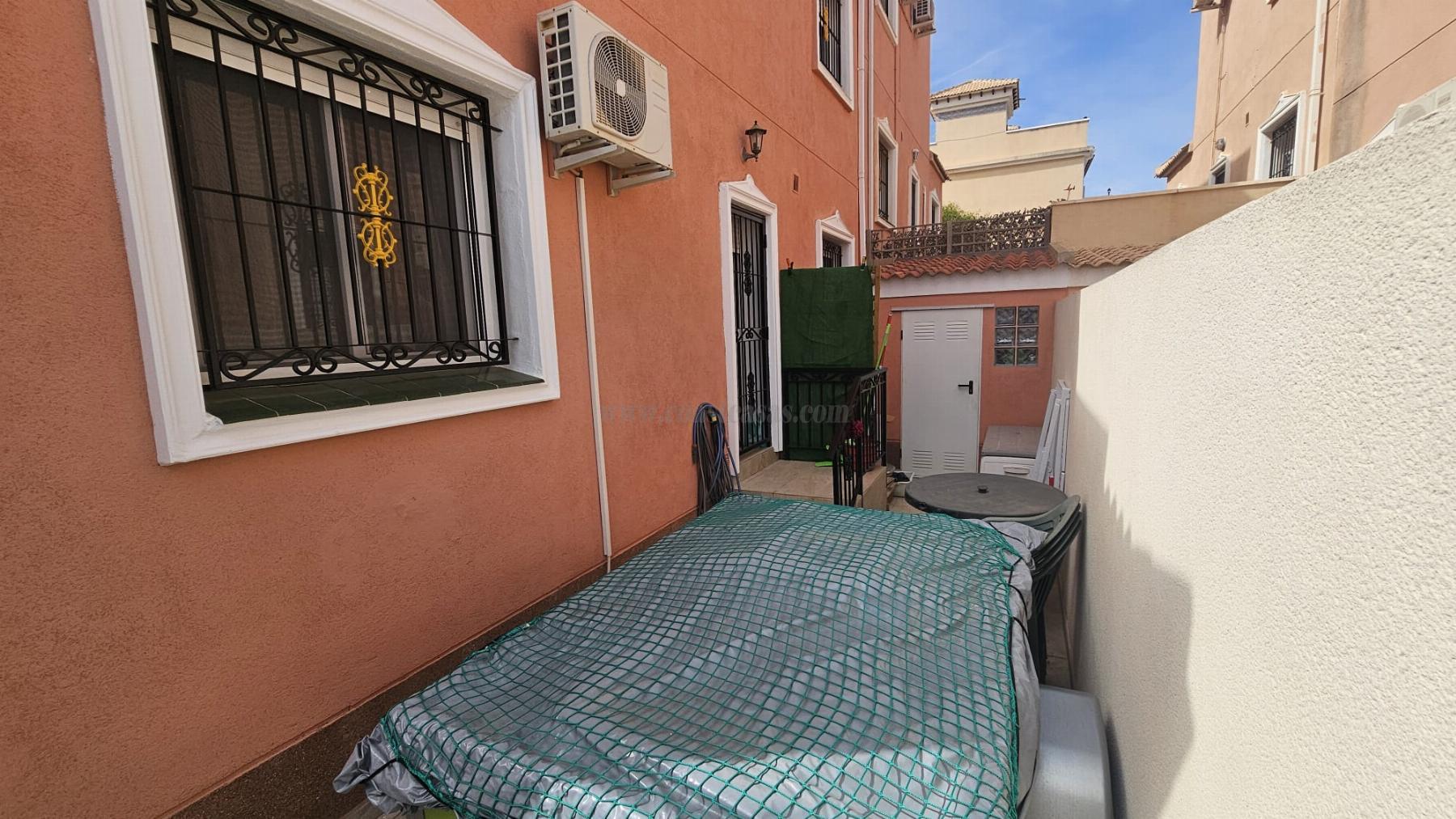 For sale of chalet in Orihuela Costa