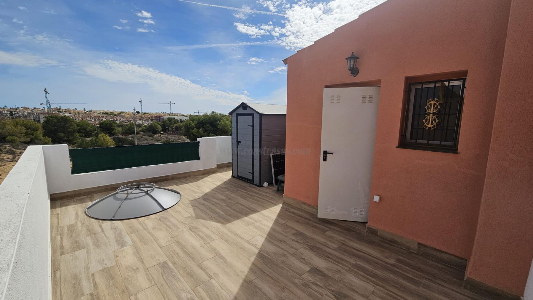 For sale of chalet in Orihuela Costa