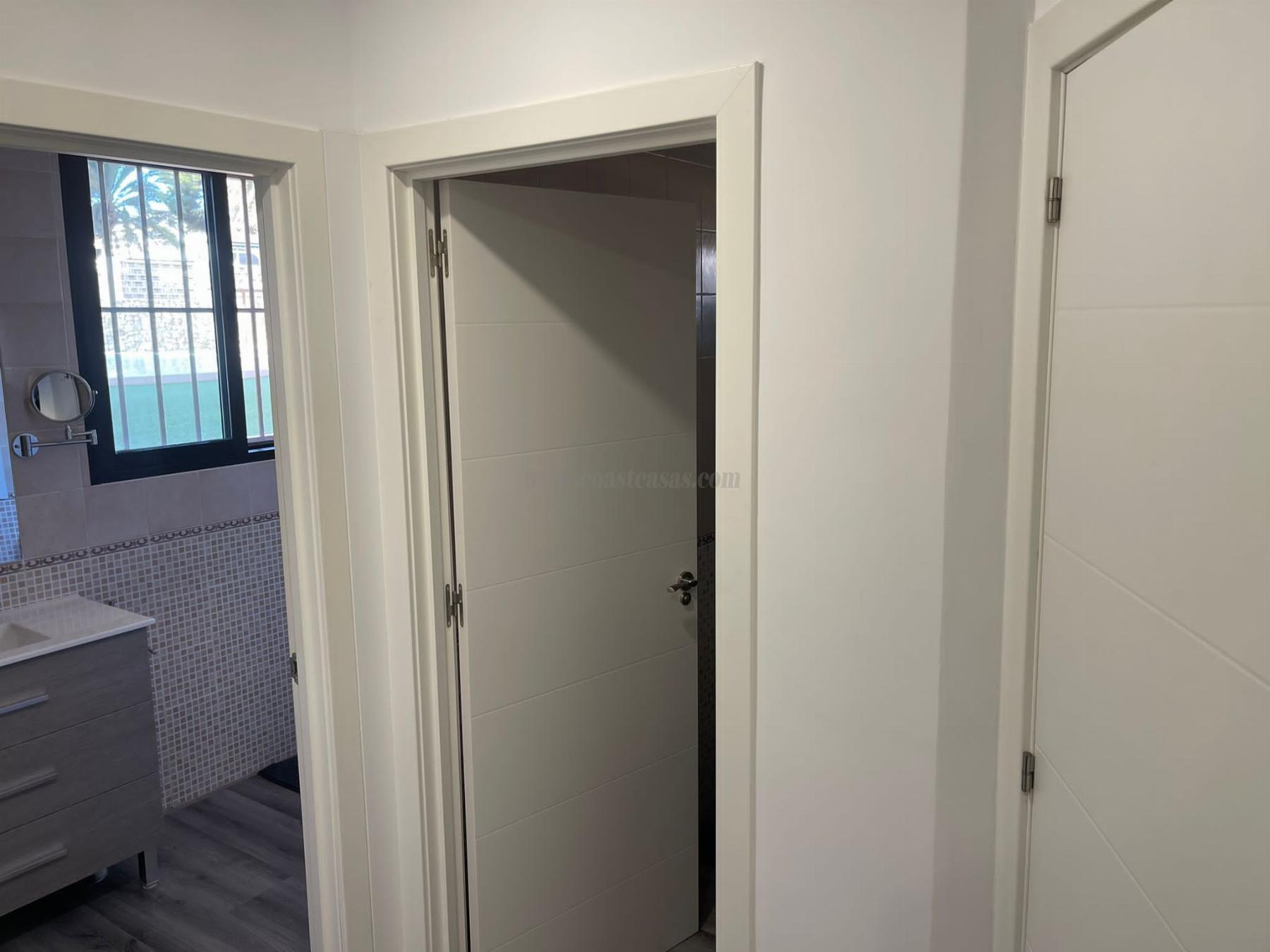 For sale of apartment in Orihuela Costa