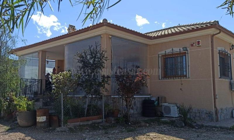 For sale of villa in 