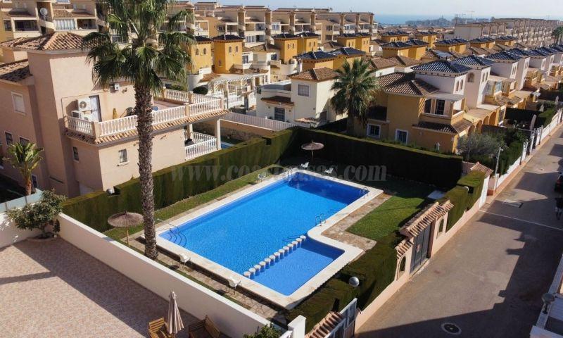 For sale of villa in Orihuela Costa
