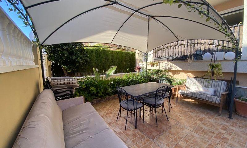 For sale of villa in Orihuela Costa
