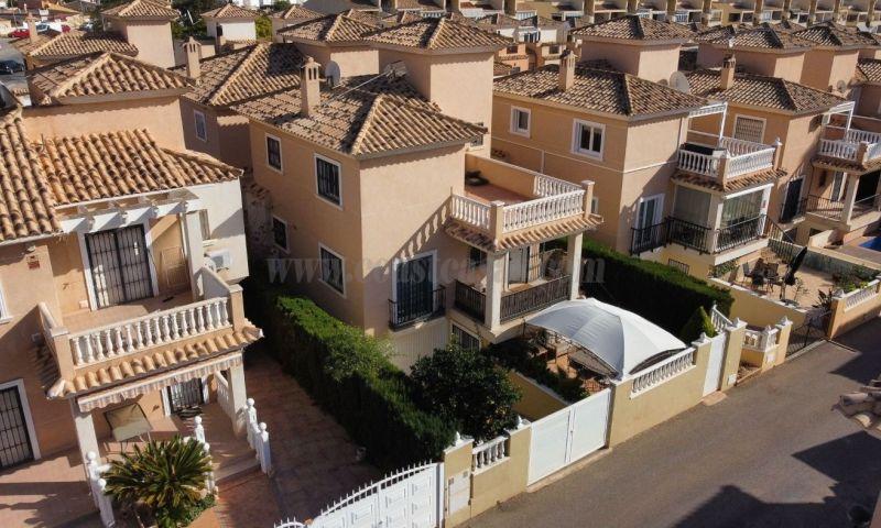 For sale of villa in Orihuela Costa
