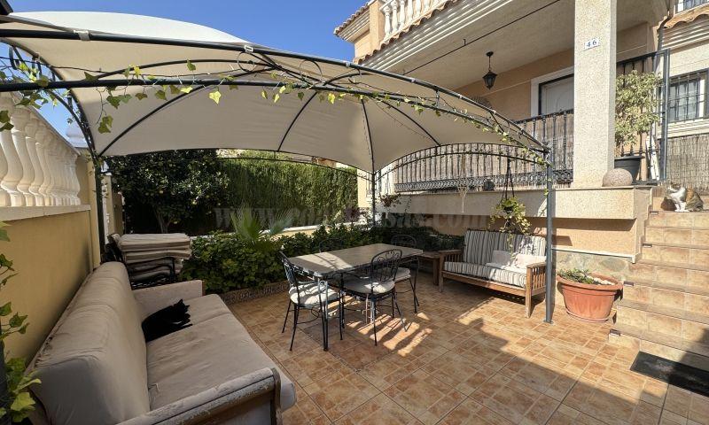 For sale of villa in Orihuela Costa