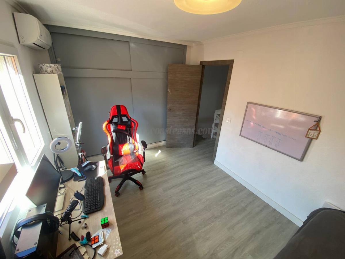 For sale of chalet in Torrevieja